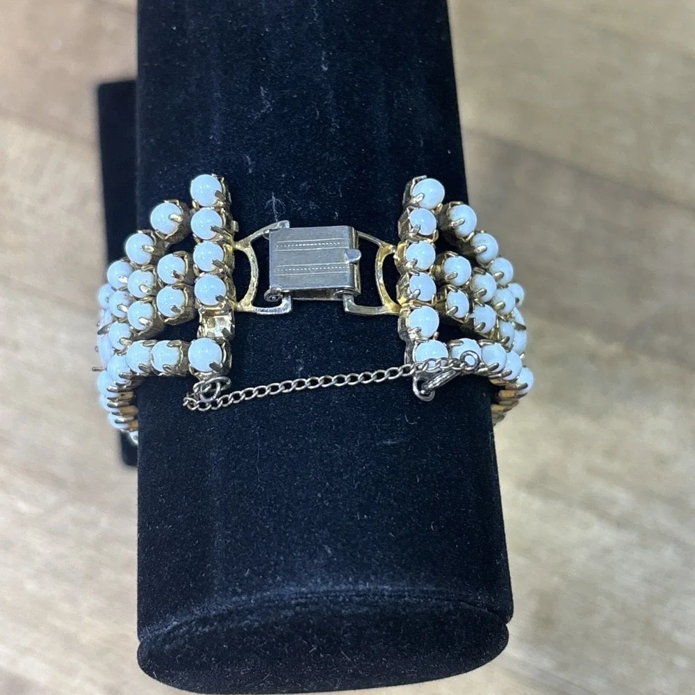 Vintage Kramer Style Milk Glass Bracelet Art Deco White Gold Tone Statement